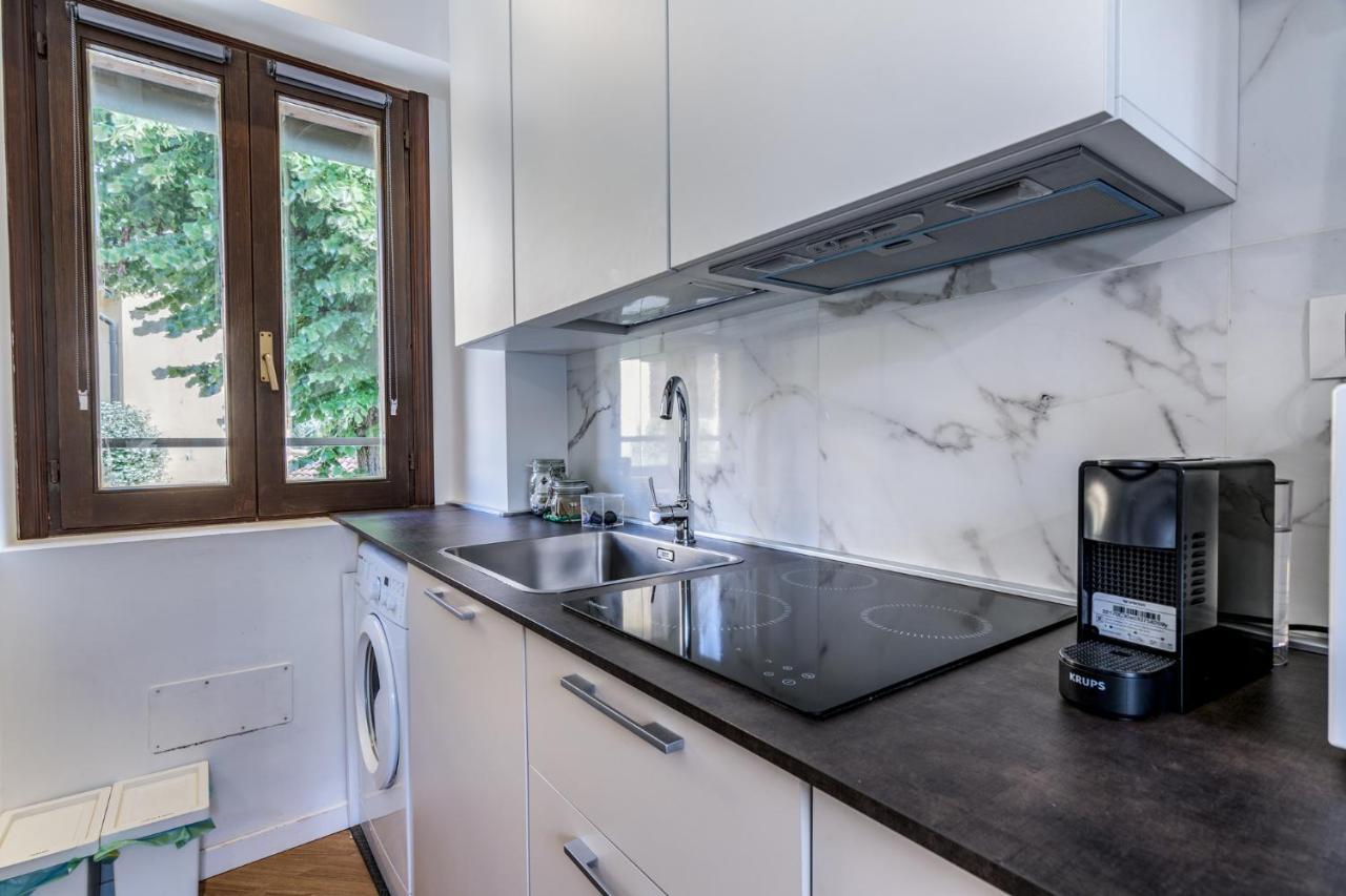 Morimondo Studio Apartment Milán Exteriér fotografie